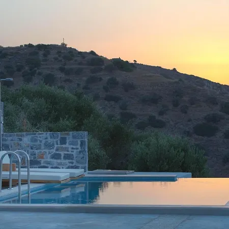 Acantha Villa *